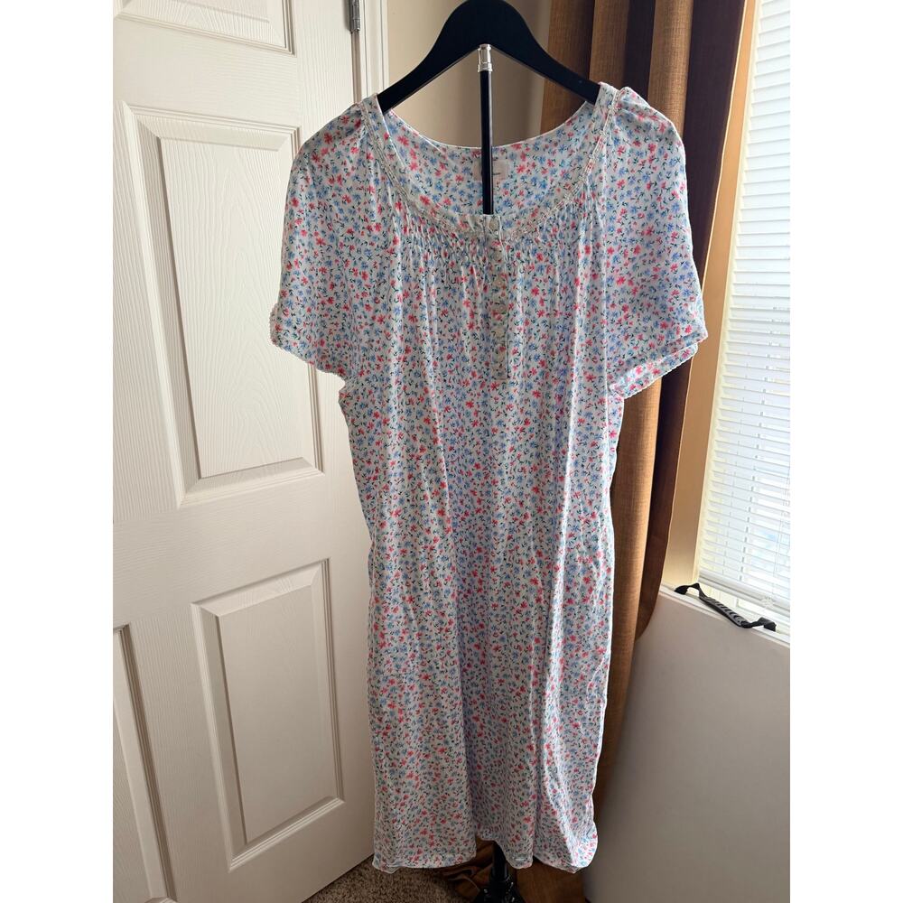 Aria 100% Cotton floral Nightshirt 2X EUC